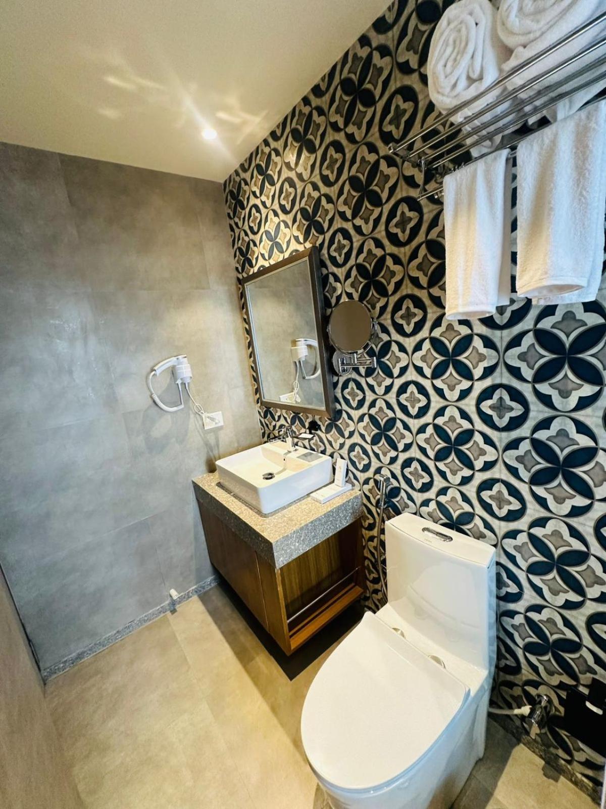 באג'ה Titanic Boutique Hotel מראה חיצוני תמונה
